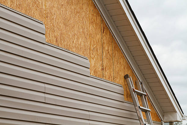 Professional Wood Siding technician working in Norwood, NC